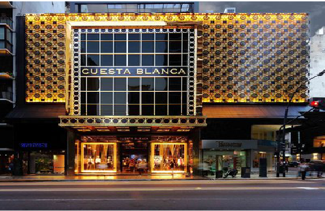 青川门头设计与商业空间的纽带。